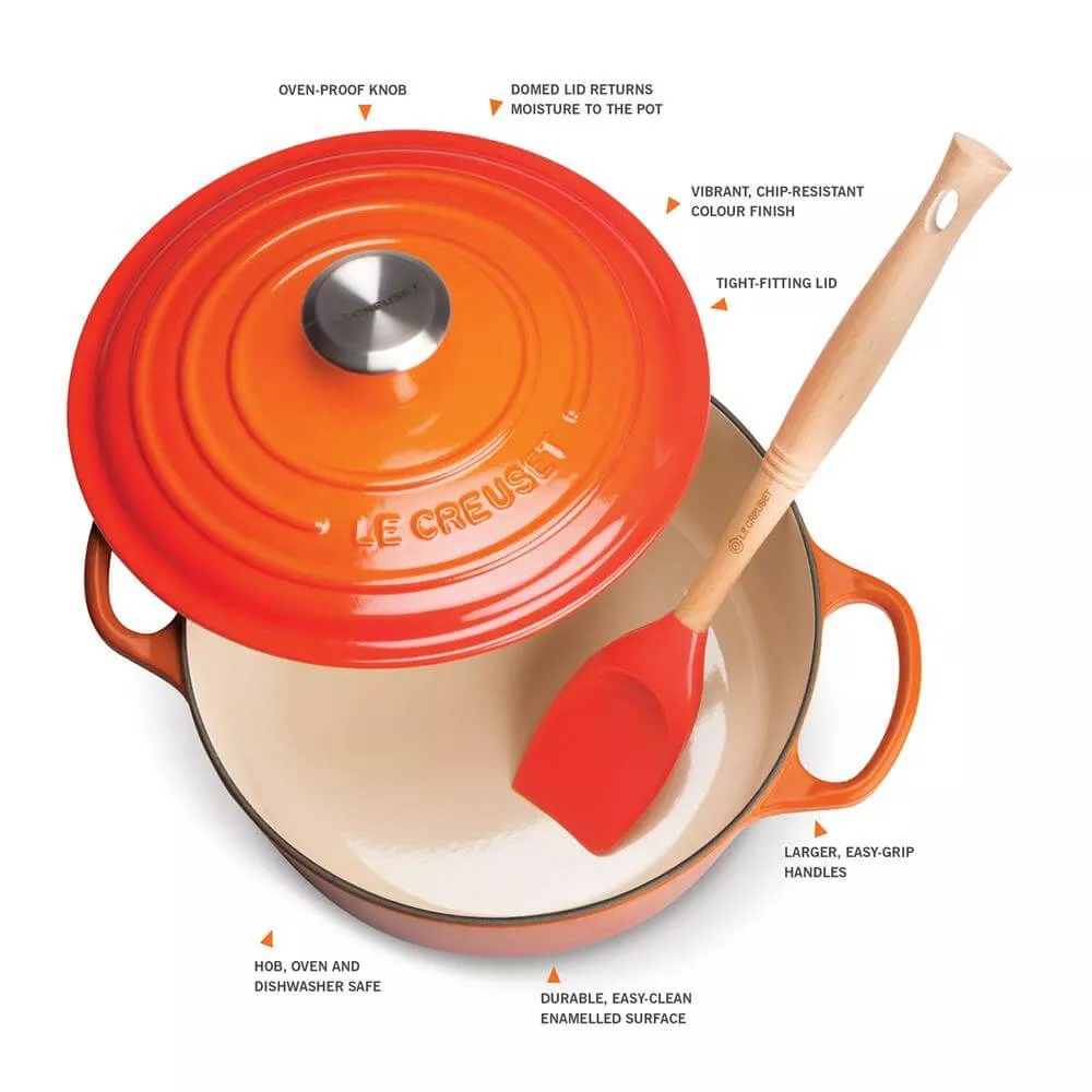 Le Creuset Signature Volcanic Cast Iron Round Casserole 28cm